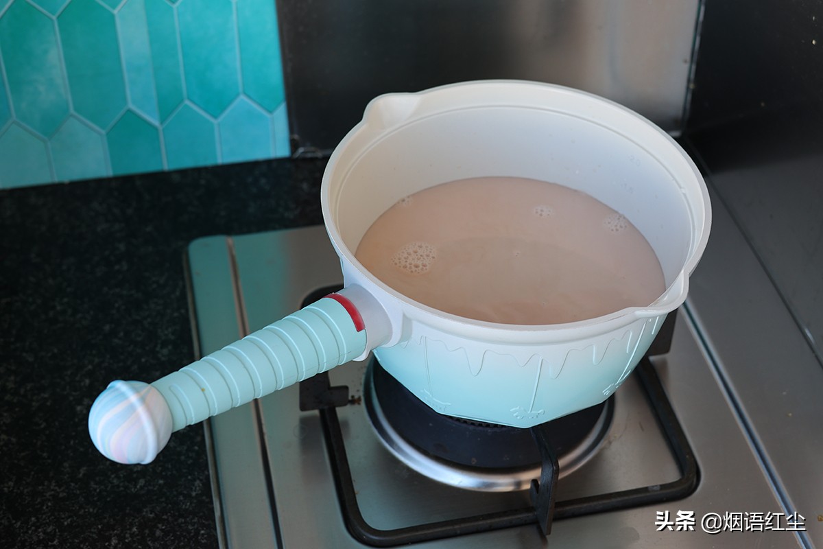 旋转的海盗木马带来了蒙古奶茶