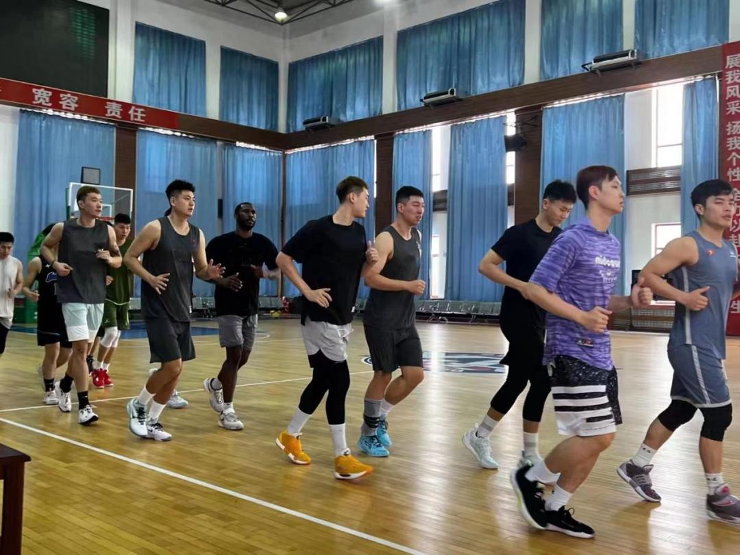 辽宁益胜雪狼男篮球队队员,辽宁盘锦益胜雪狼男篮最新消息