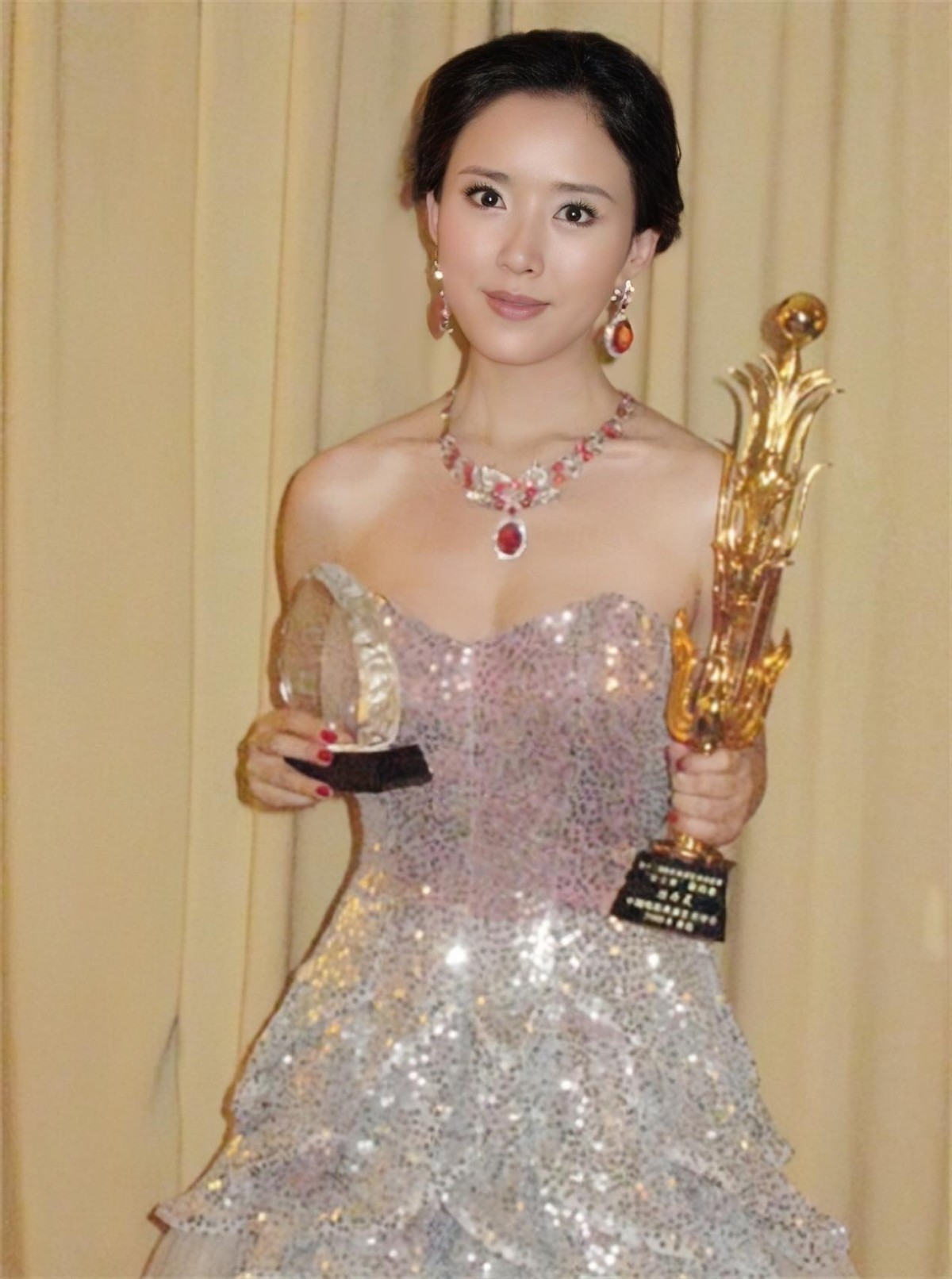 39岁最美嫦娥,44岁最美嫦娥