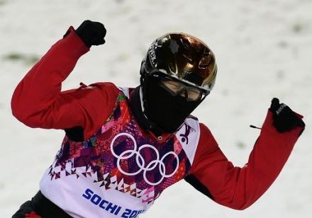 再添一银！中国空中技巧混合团体：“一姐”、钢铁侠、齐老爷的冰雪故事