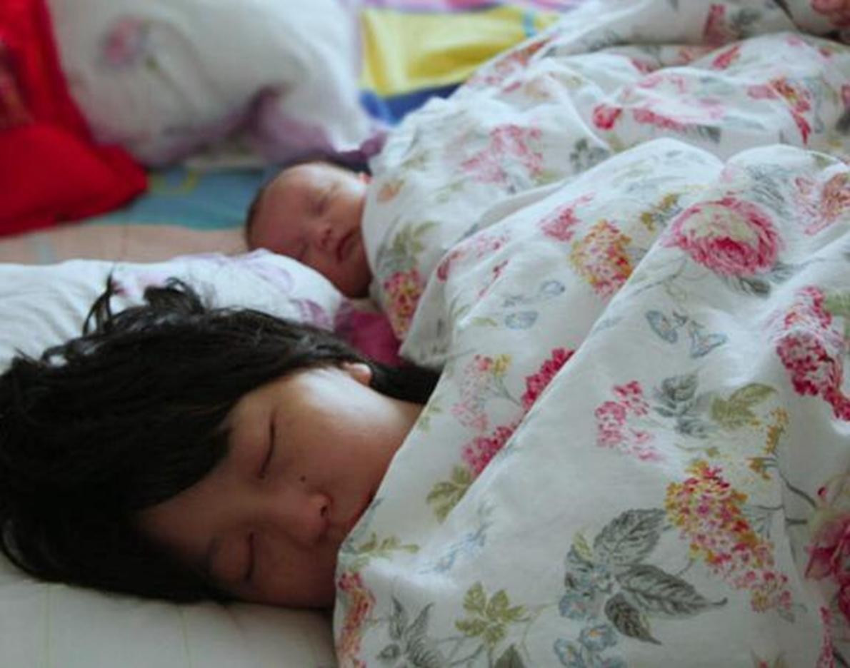 夏天坐月子不能睡席子吗,夏天坐月子不能吹风扇吗