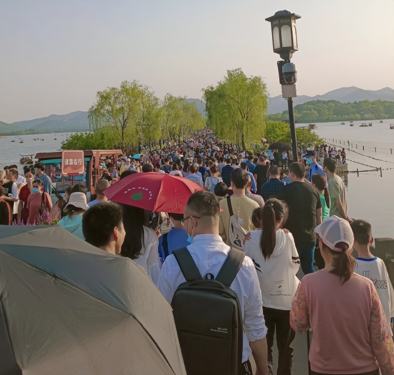 十一长假早已不像你想象中的图片,十一长假壮观景象