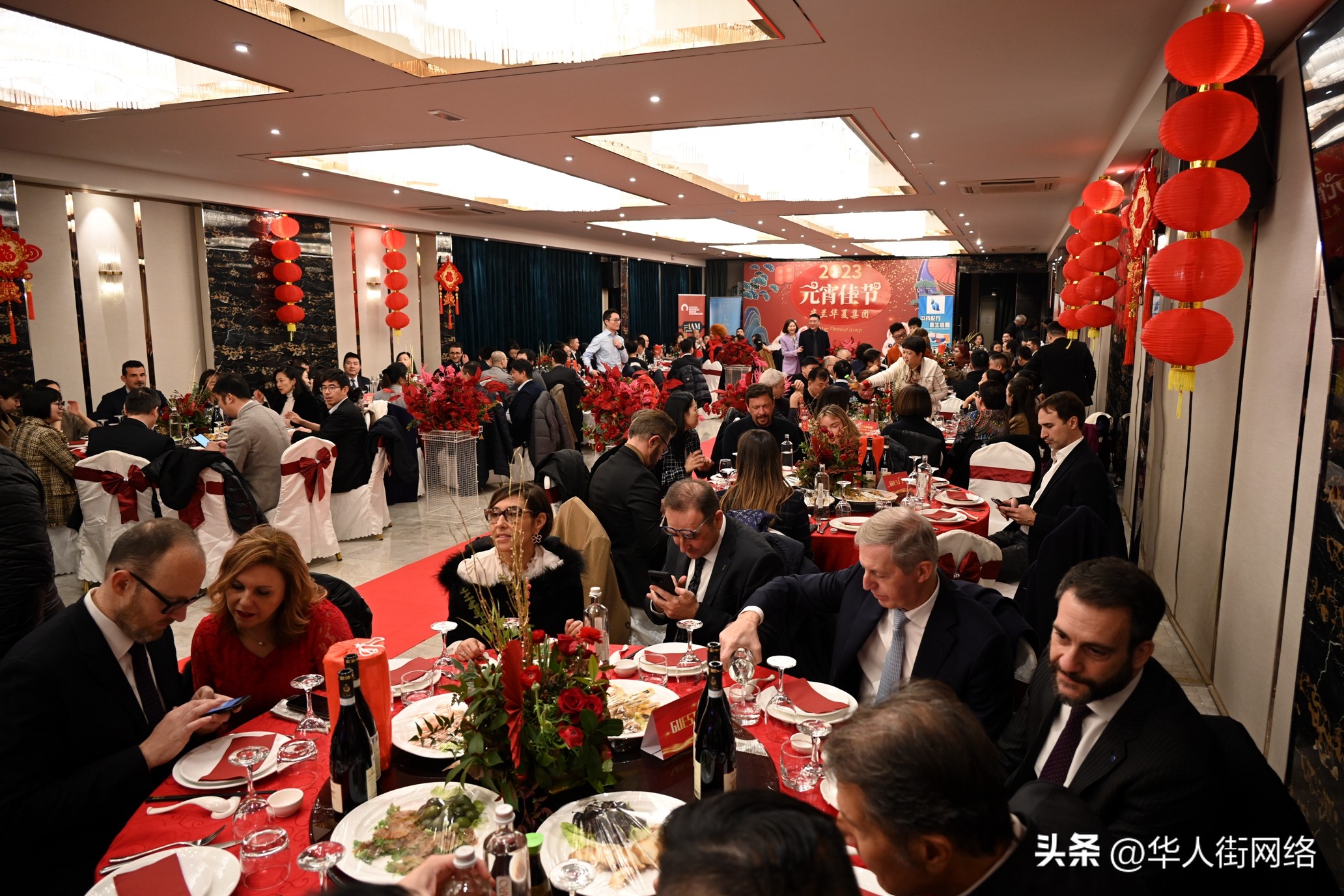 米兰华夏集团欢度元宵!再上新台阶,华夏制药与Unifarma签约!