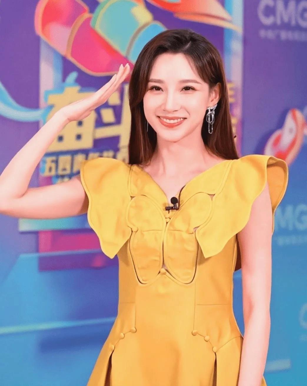 央视一姐马凡舒图片大全,马凡舒会成为央视一姐么