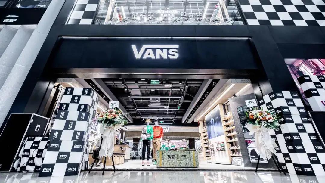 18年重庆商业OG，如何一直稳拿「Ace牌面」？