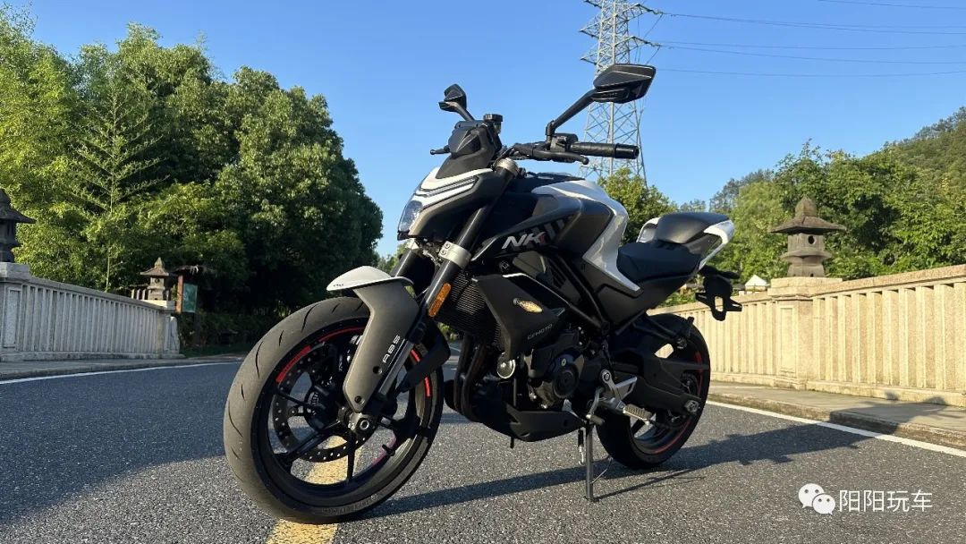 春风nk450街车坐高,国产三万五以内的四缸摩托车