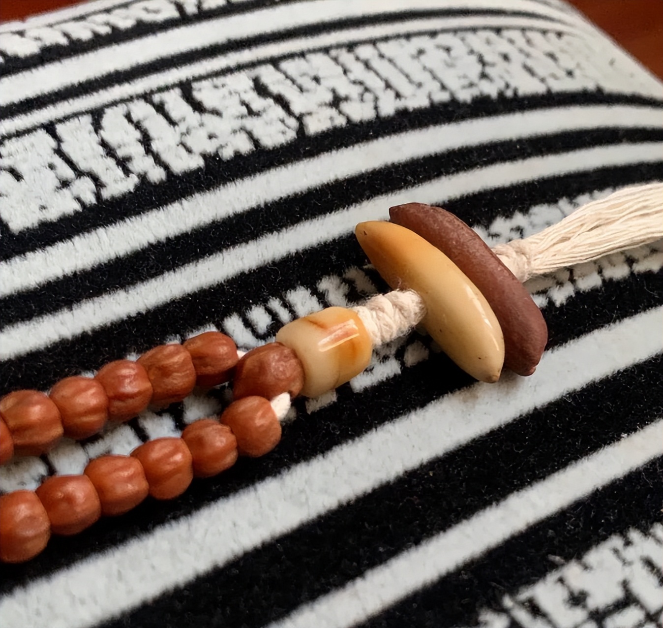 迪拜文玩,迪拜的文玩