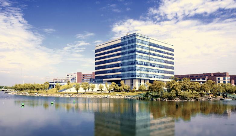 颜值高味道好！2022年，这所高校发放“豪横”大礼，都是“独家”限定款！