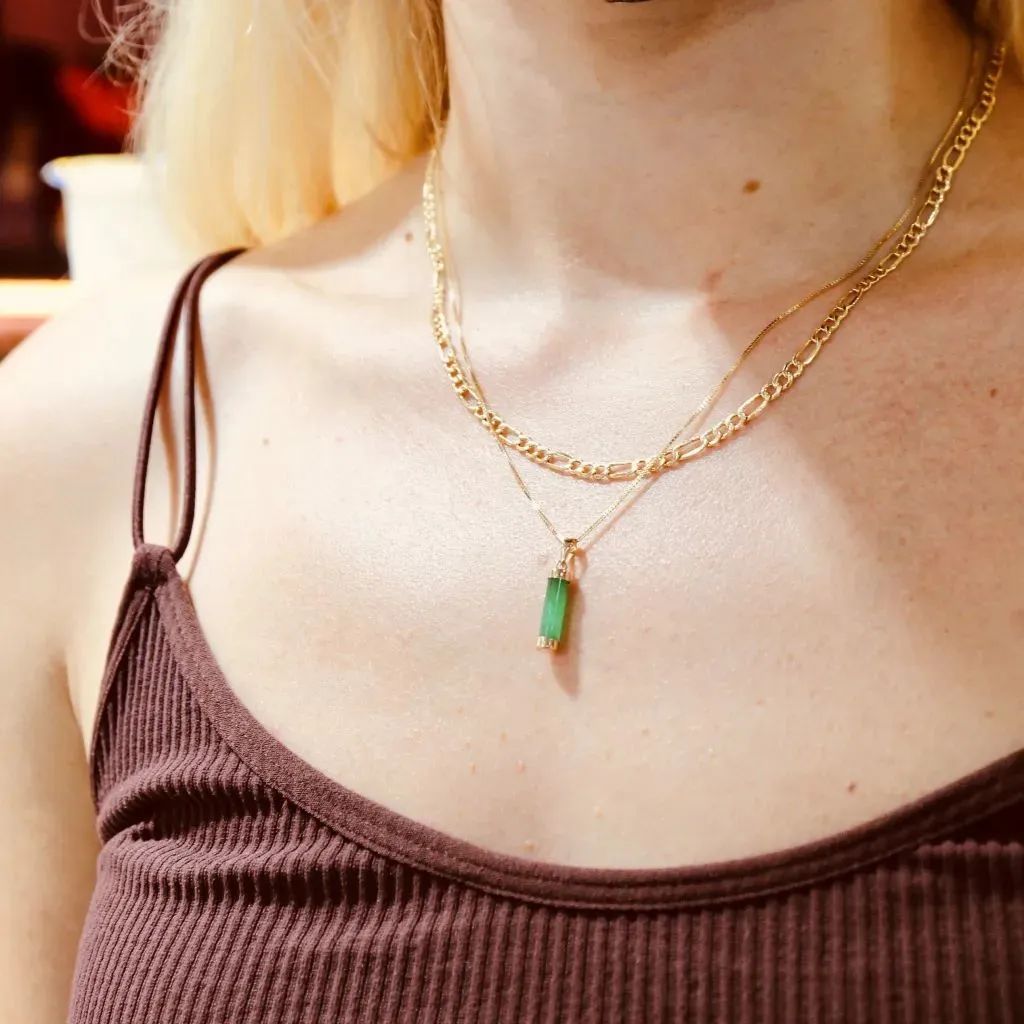 谭松韵关晓彤金鹰节,关晓彤谭松韵红毯走秀