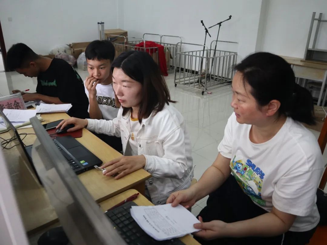 重庆黔江黔中学校运动会,重庆黔江民族中学第30届运动会