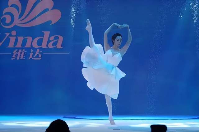 陈小纭整容前演过什么电视剧,演员陈小纭现状