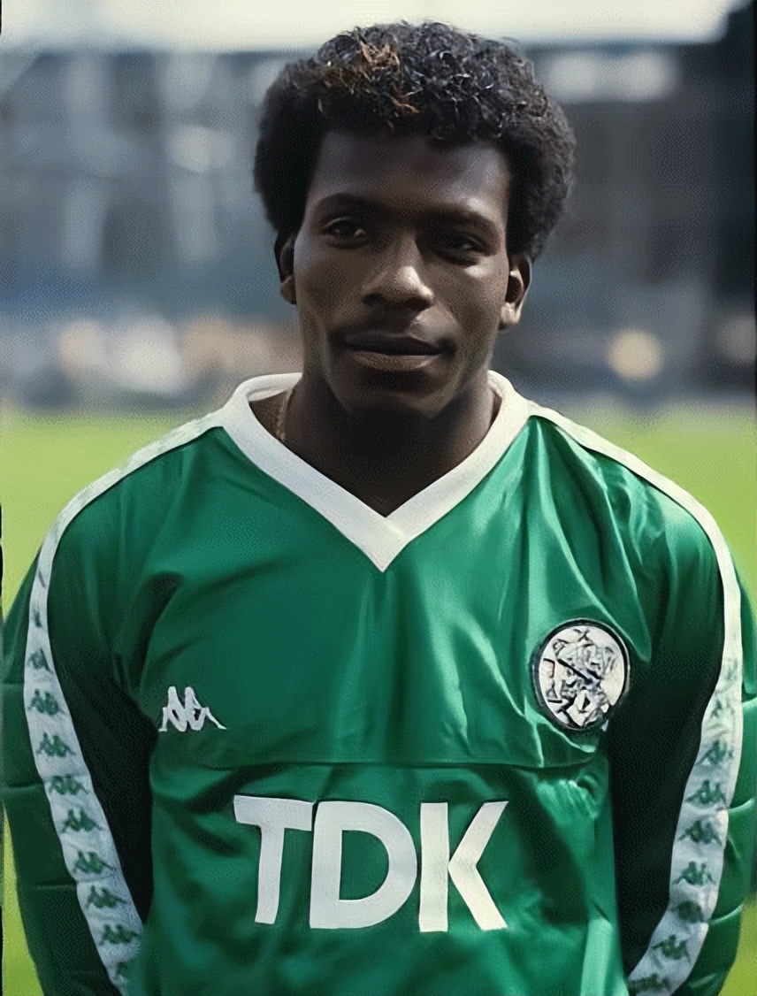 国安主教练斯坦李介绍,国安主帅斯坦李下课