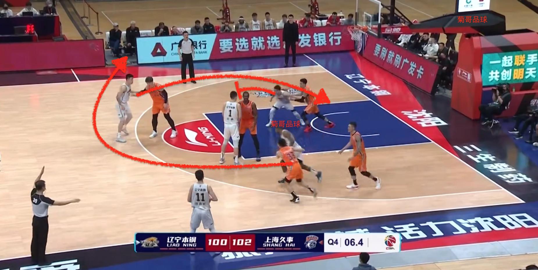 李春江提前猜到杨鸣的绝杀战术，指挥刘铮机智走位断掉赵继伟运球