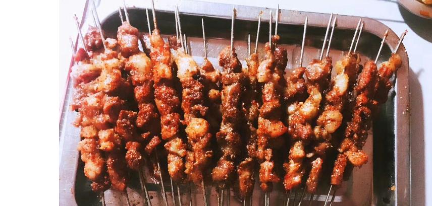 90后开烧烤店年收入200万,烧烤店一年赚七八十万元不成问题