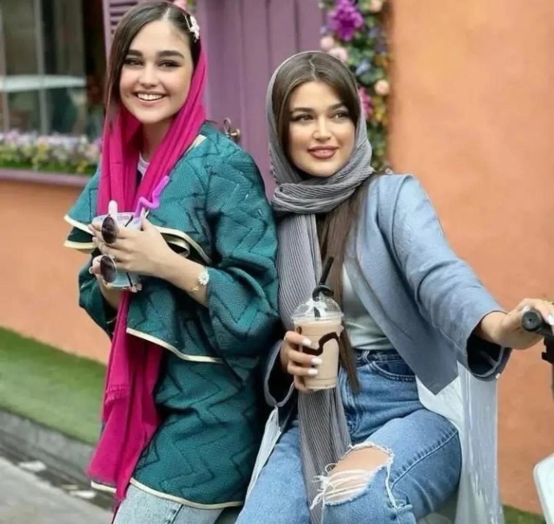 伊朗真实现状图片,伊朗最近怎么样的视频