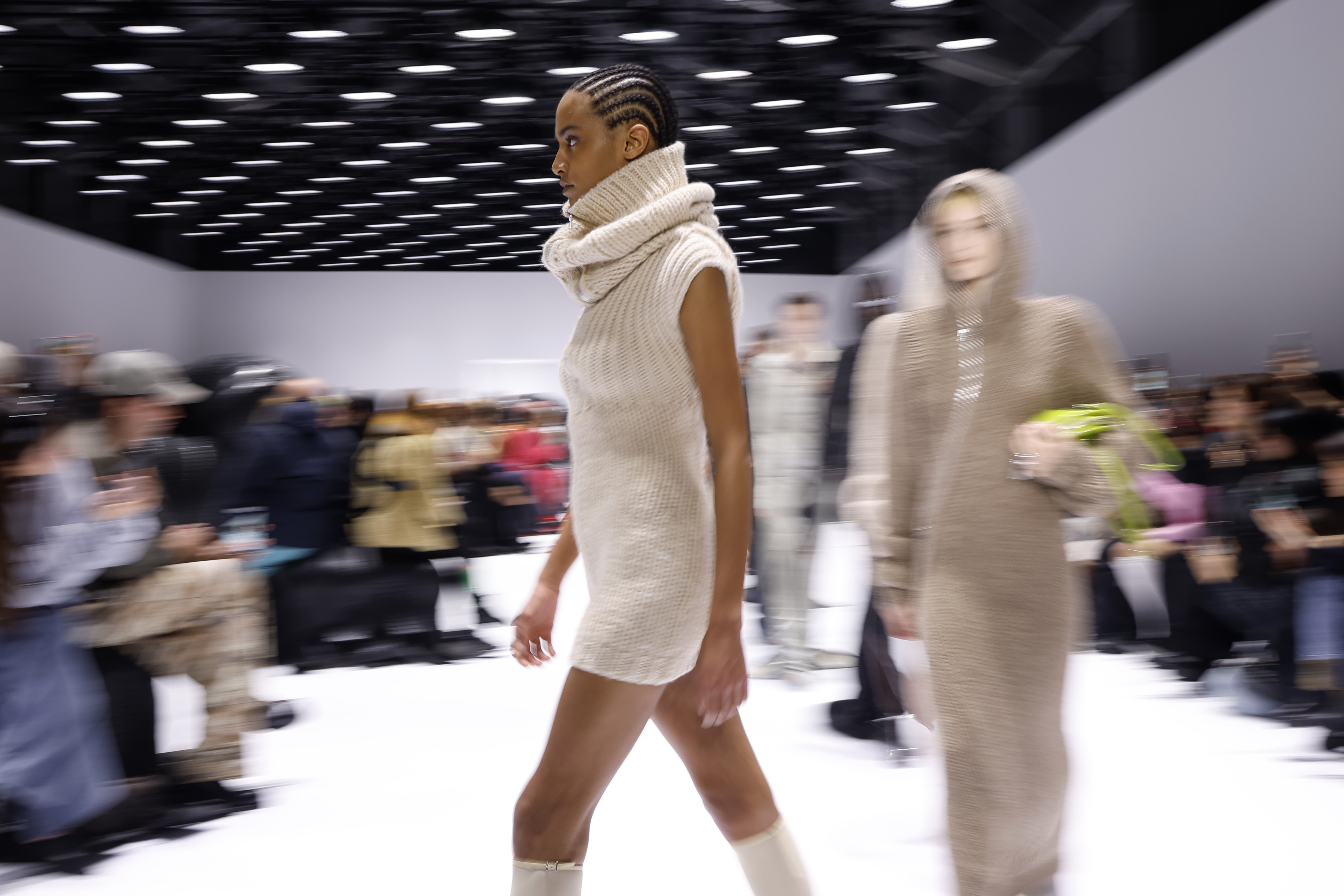 巴黎时装周acnestudios时间,国际奢侈品牌时装秀