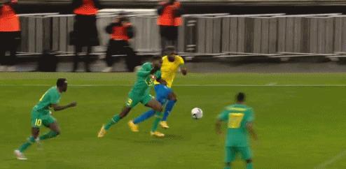 塞内加尔赢英格兰,塞内加尔马内比赛