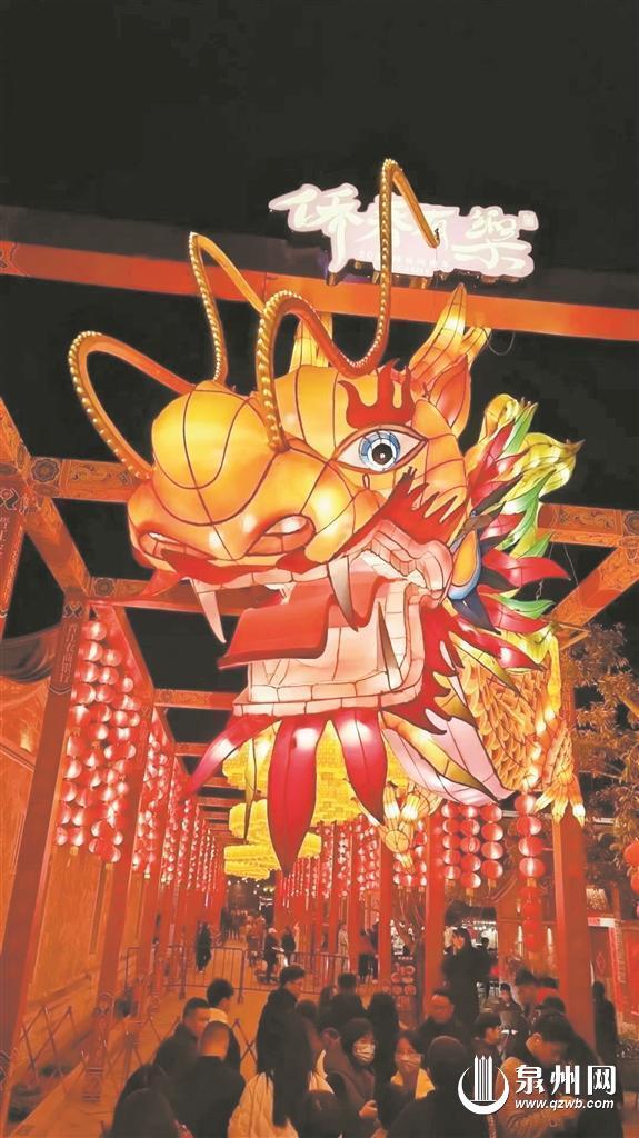 元宵节灯会游园,元宵夜园博园里赏虎灯