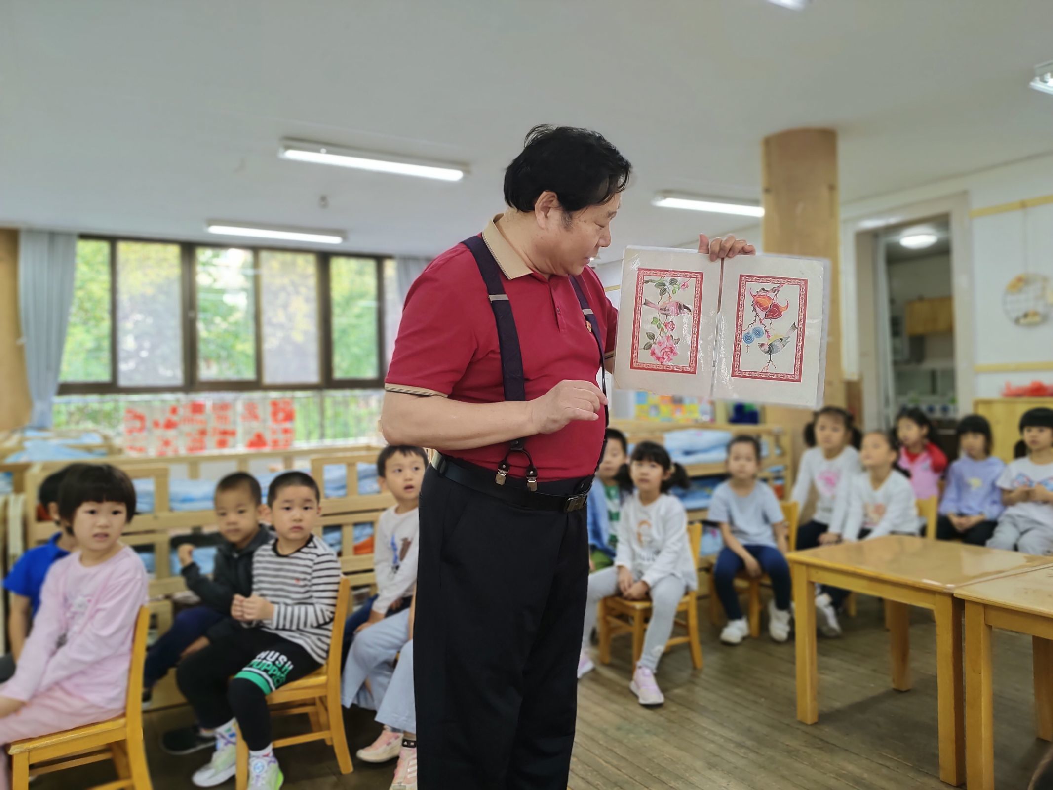 弘扬传统文化传承剪纸艺术——南京师范大学龙江幼儿园非遗趣味剪纸活动