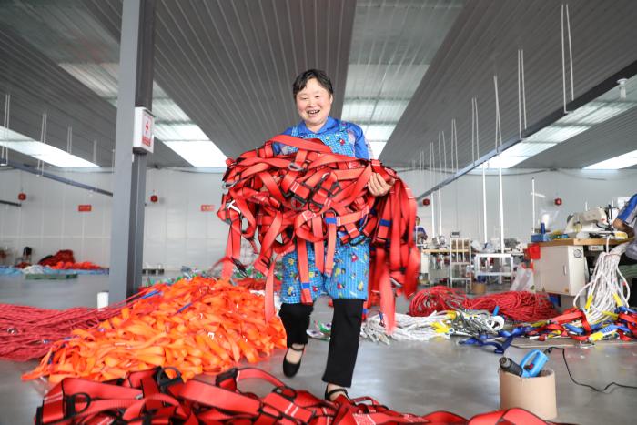 【聚焦“三好”滨州·好品滨州】惠民绳网产业编织出未来“经济脉络”全县绳网产品全国市场占有率75%，产值、市场占有率均列全国第1位