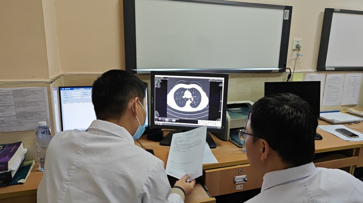 鍘﹂棬澶嶆棪澶у闄勫睘涓北鍖婚櫌鑲虹,鍘﹂棬鑾茶姳鍖婚櫌鑾茶姳鍒嗛櫌