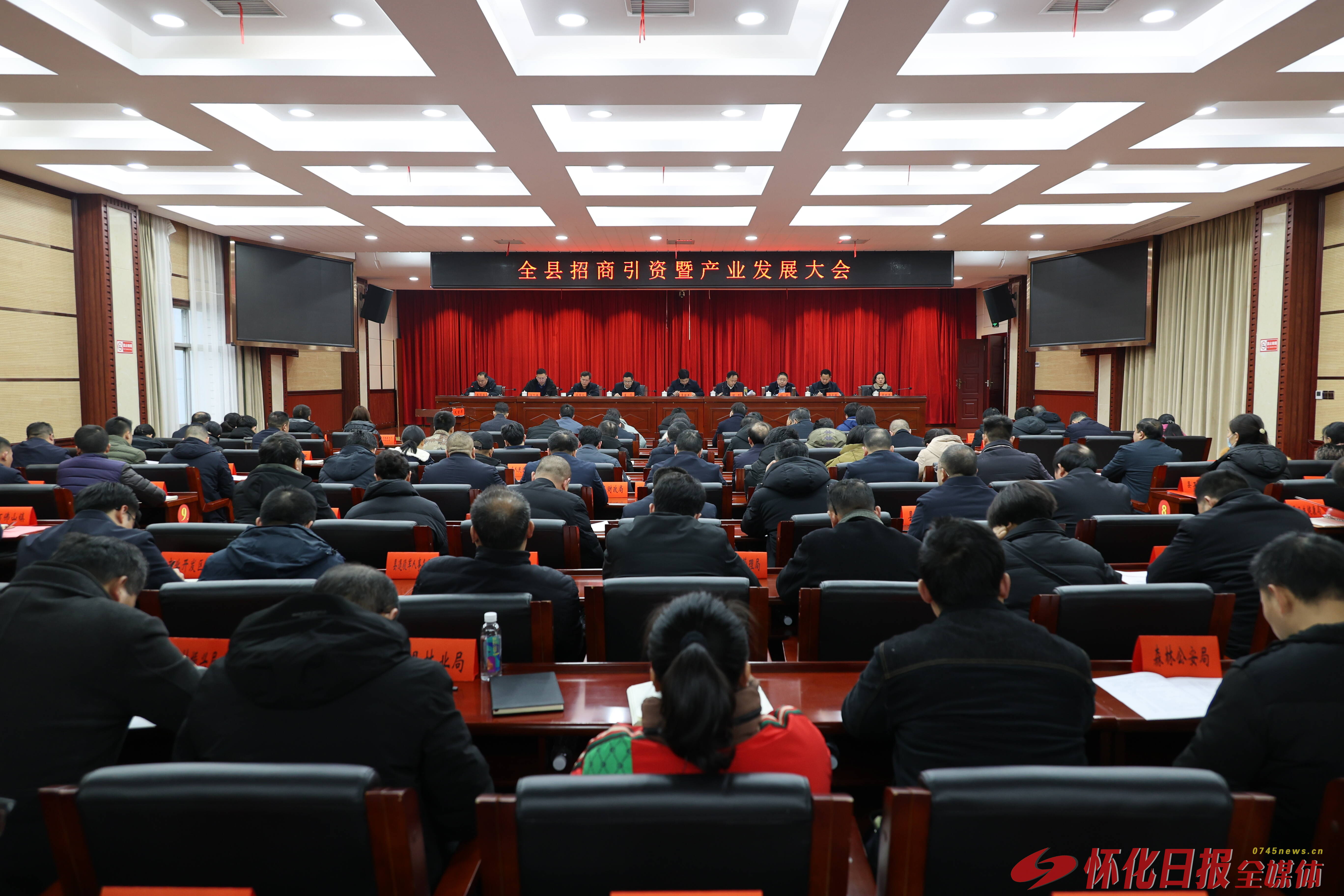 展现新作为开启新征程,展现新作为作出新贡献