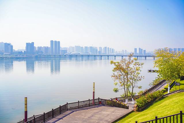 从广州如何搭乘赣深高铁回于都,赣深高铁旅游攻略2天