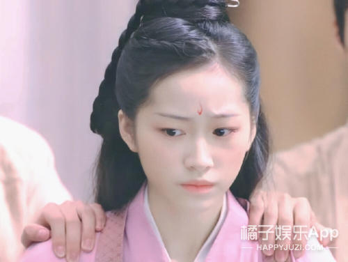 还记得《琉璃》里的小银花吗？她和宋祖儿、吴磊同班？