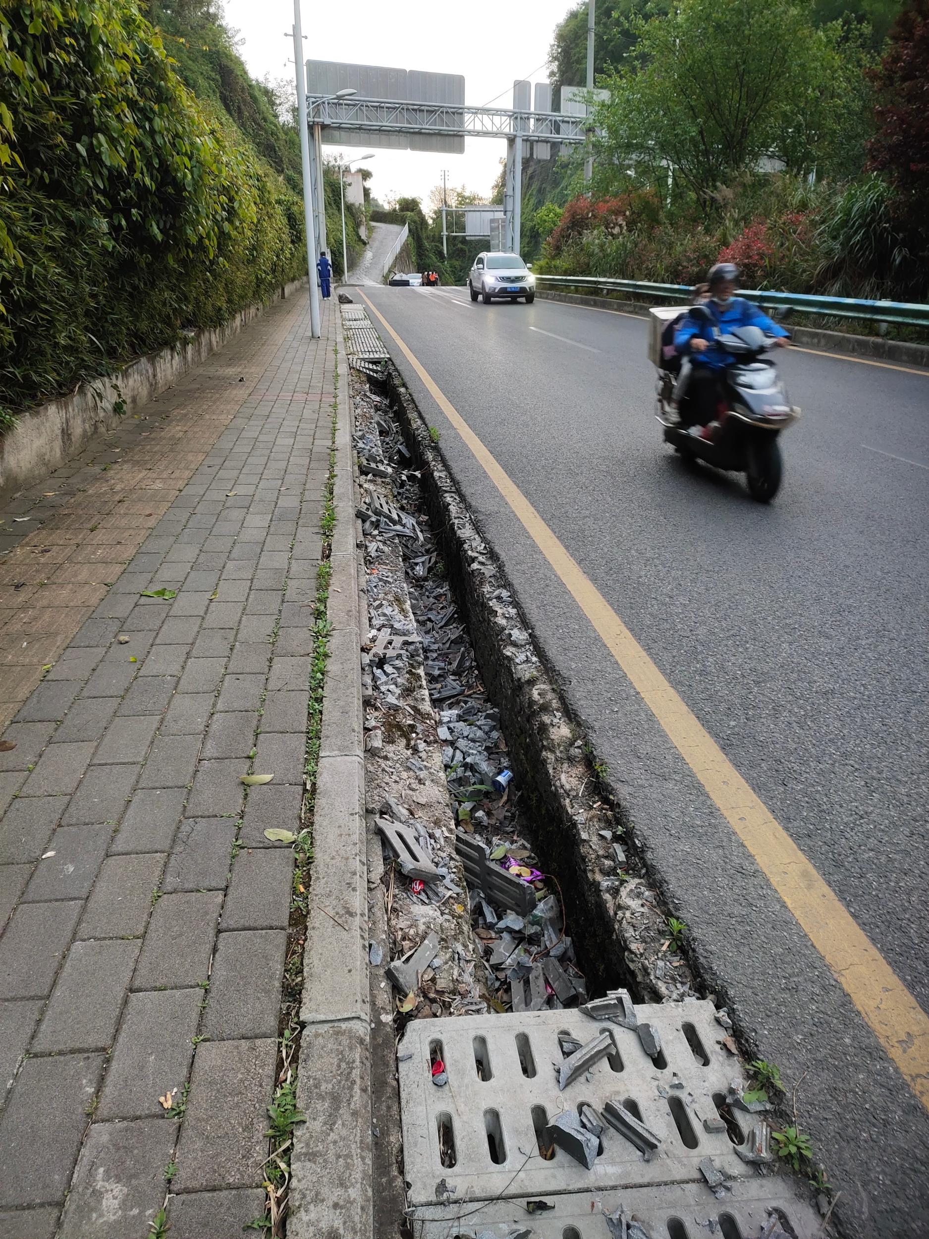 贵阳19条排水大沟治理,贵阳市政部门全力清除积水