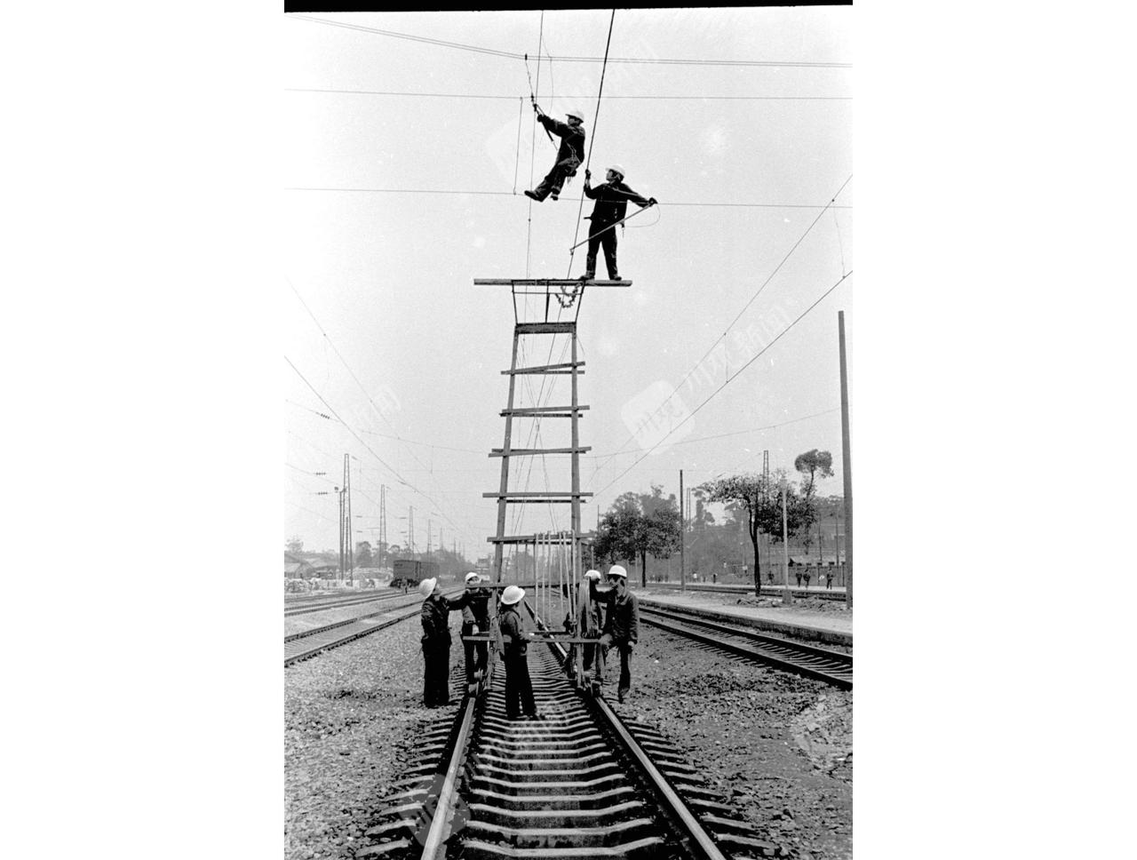 成渝铁路全线扩能改造,成渝铁路进展如何