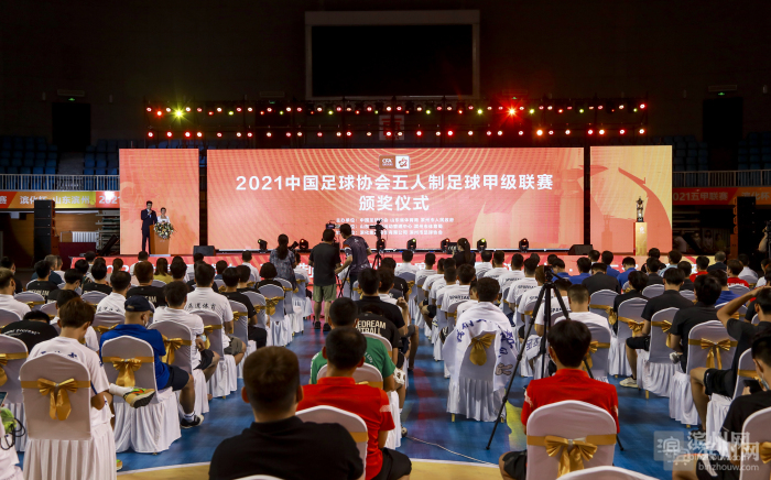 鐭ュぉ涓嬫棭瀹夐煶棰戠増,鏃╁畨1鍒嗛挓鐭ュぉ涓嬩簨