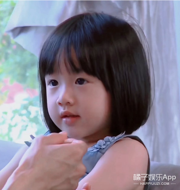 吴尊女儿neinei11岁近照,吴尊女儿neinei小时候爸爸去哪儿