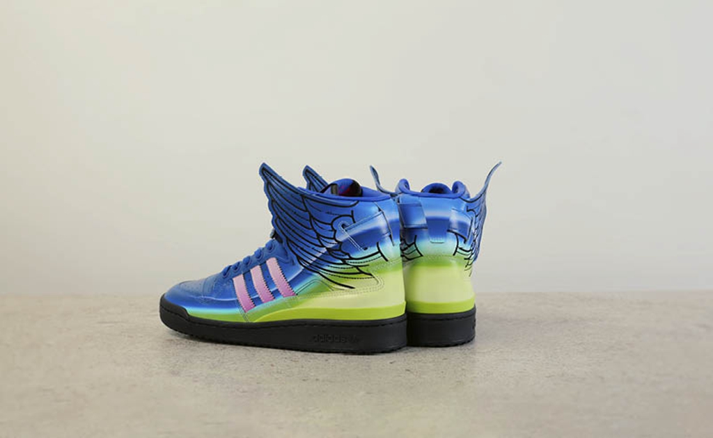 阿迪新出的翅膀鞋,阿迪最新爆款鞋