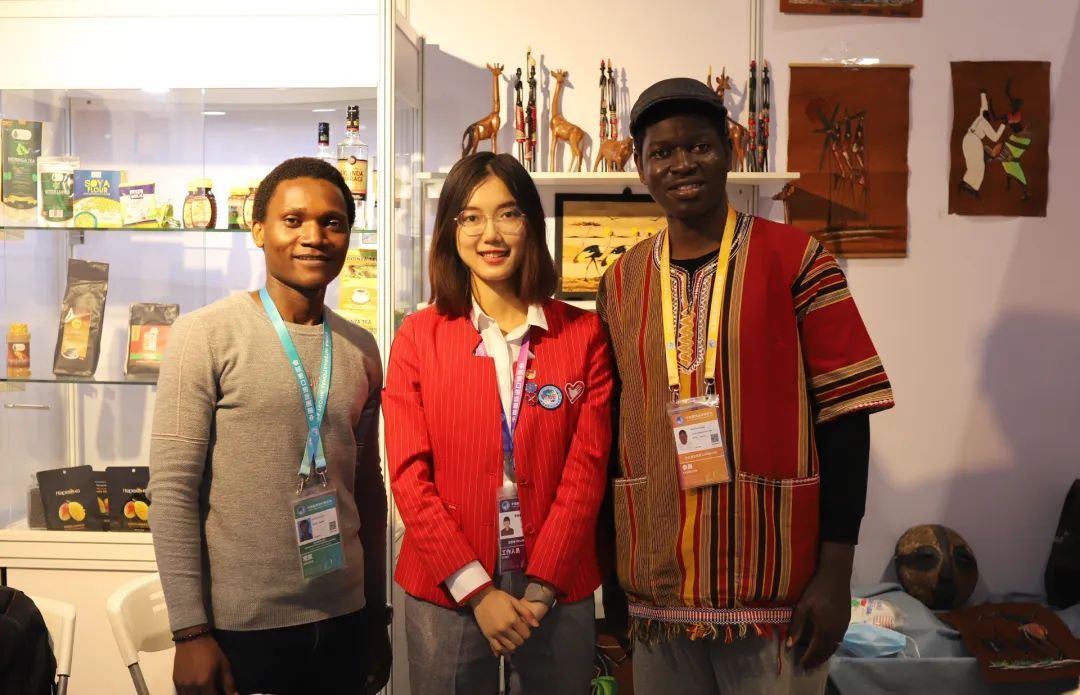 上海外国语大学热门小语种,上海外国语大学小语种就业