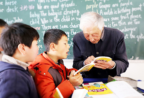 立德树人守初心凝心聚力担使命,立德树人不忘教育初心