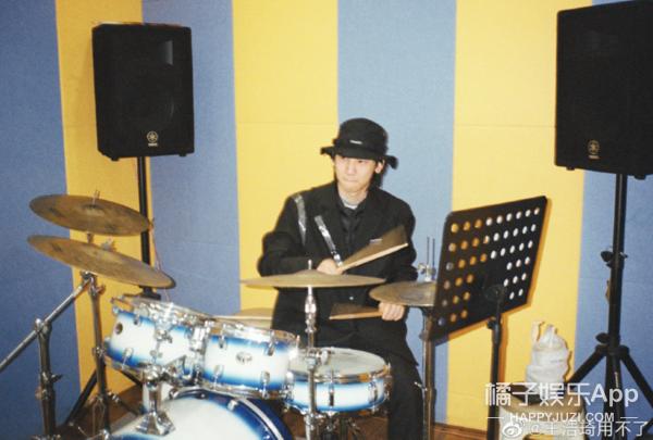 窦唯二女儿窦家媛近照,岳明辉窦佳嫄直播