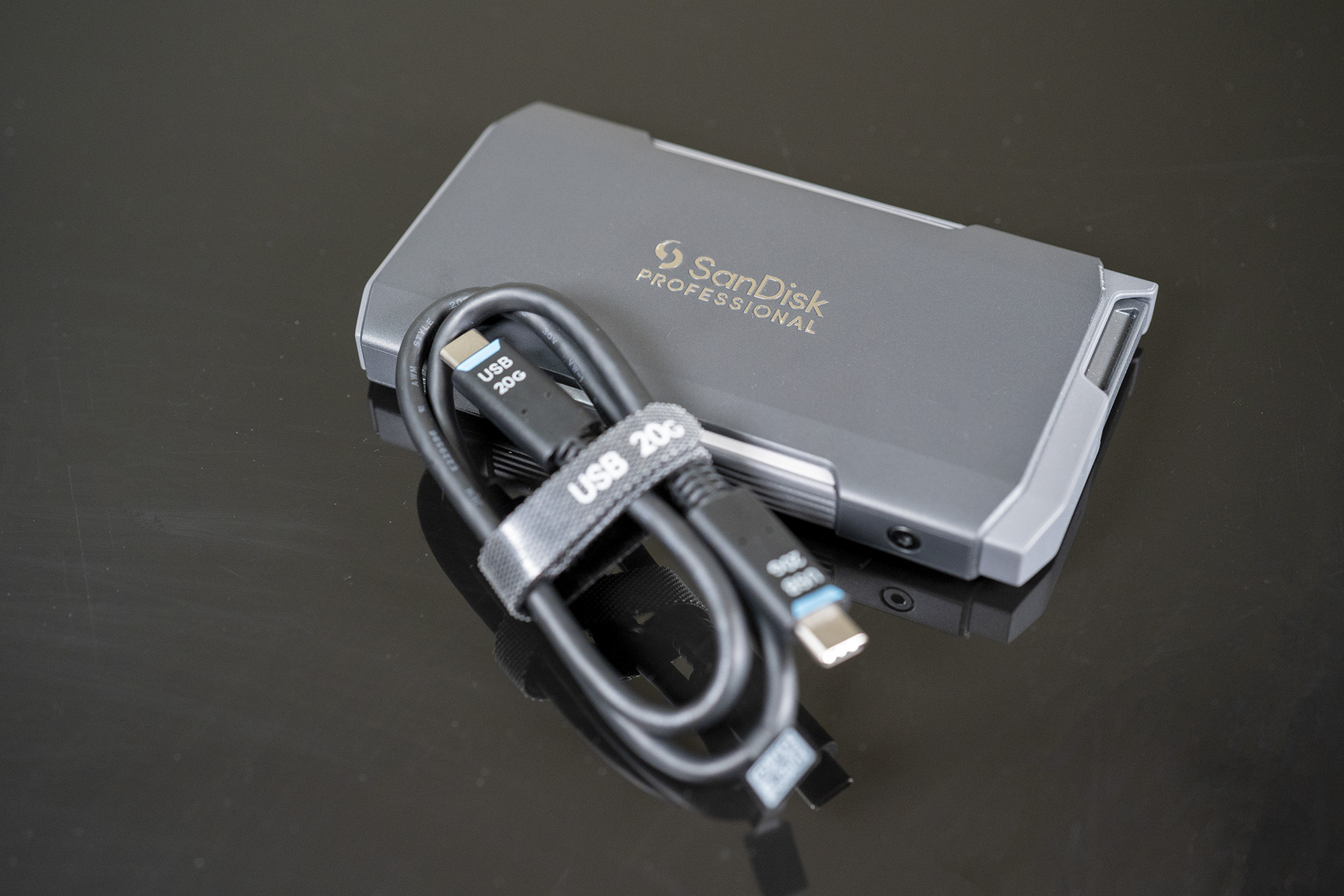 闪迪大师固态硬盘评测,闪迪大师极客移动固态硬盘测评