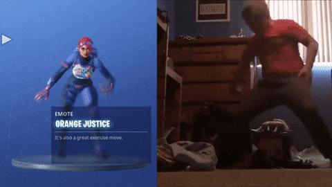 在星际穿越的玉米地摇花手,成了新的互联网荒诞艺术