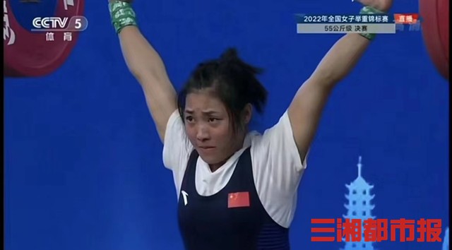 中国女子举重55公斤级张海琴,女子举重张海琴多大了