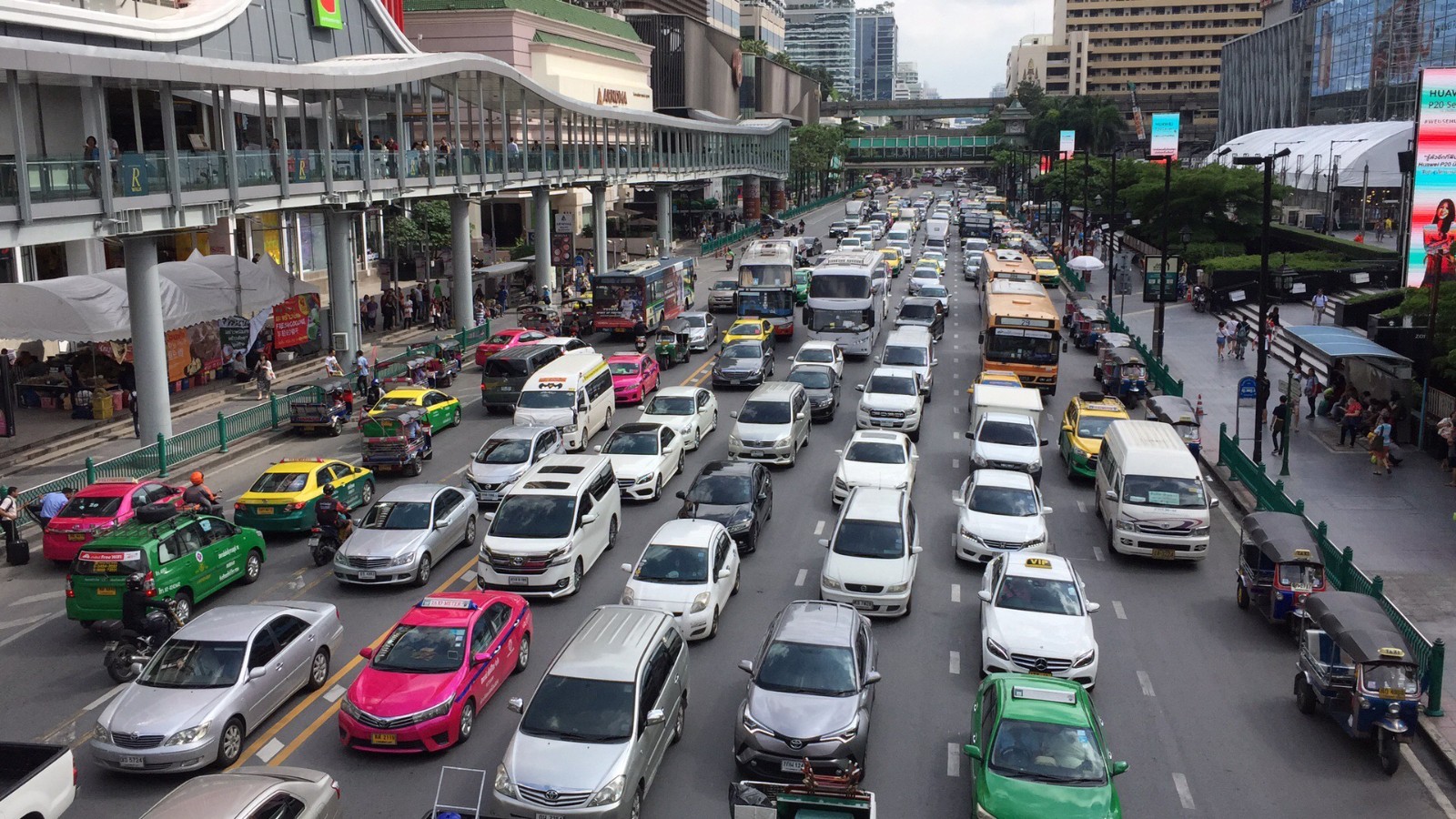 国内说它奇葩,国外却火到不行!这些东南亚特供车你会喜欢吗?