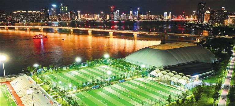 优化城市功能布局,优化提升中心城区功能