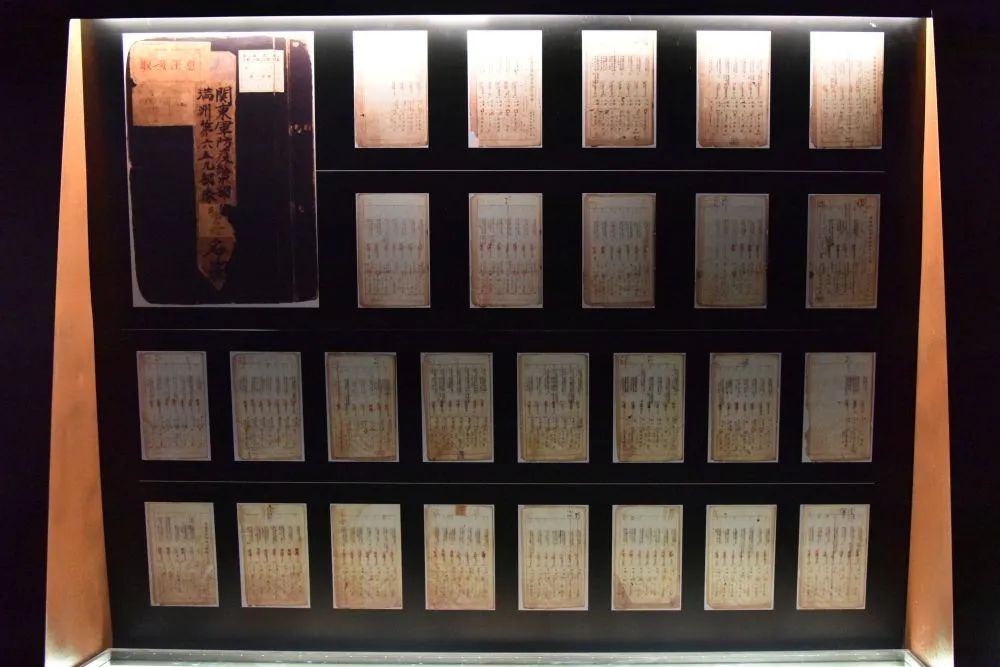 连花清瘟加布洛芬对新冠有效吗,新冠连花清瘟和布洛芬哪个效果好