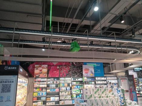 北京、武汉等多城物流运力不足，单量暴增、快递员生病是主因，有站点“全军覆没”