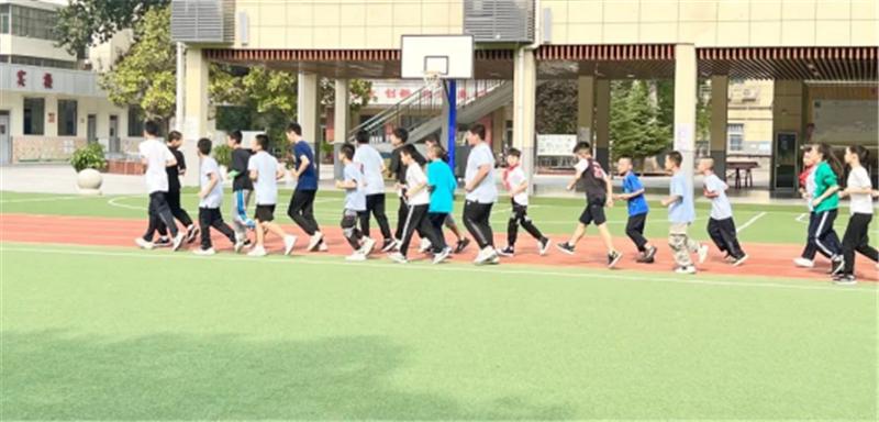 西安少儿体能训练浐灞,浐灞第18小学武术操