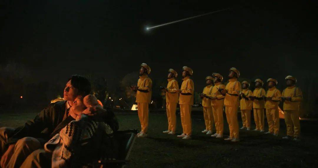 沙雕外壳温暖内核，美团跑腿「跑」进了谁的心里