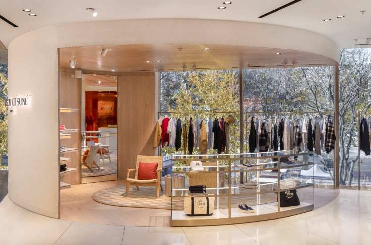 maisonkitsune上海专卖店,maisonkitsune在成都有店吗