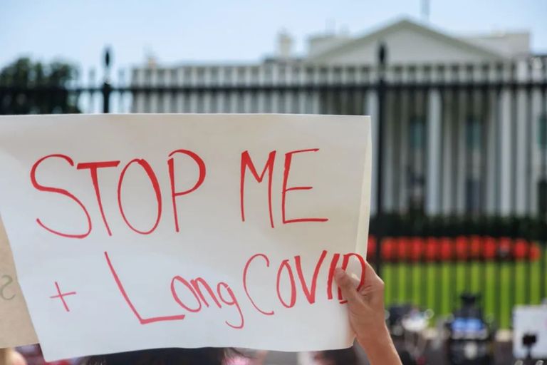 新冠感染8天还没好,感染新冠8天了还是全身乏力