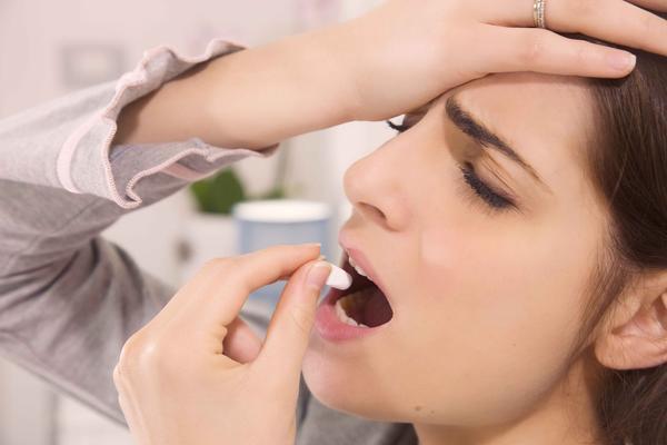 喉咙有痰用什么祛痰,喉咙有痰堵但不难受吃什么中成药