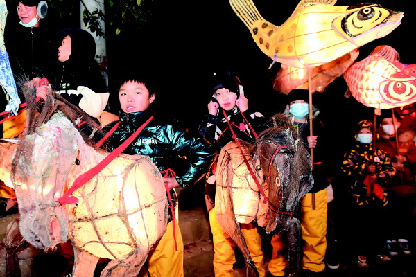 20年才举办一届！桂林五通镇舞双龙迎春纳福