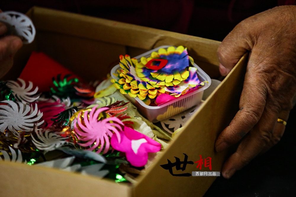 网络中国节·元宵·世相|“花灯”奶奶王蒲芳:手艺人更是“守艺人”